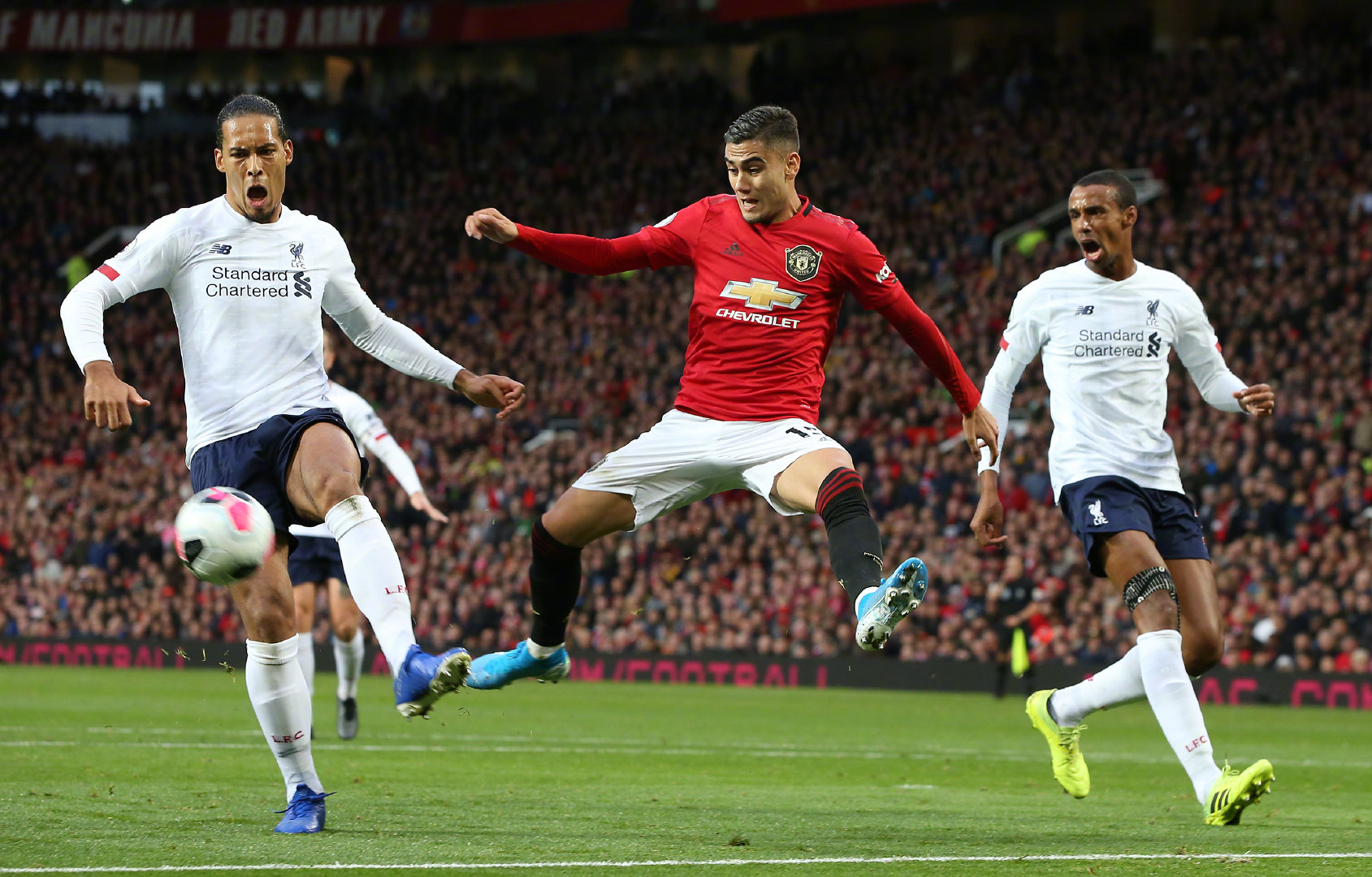 曼联旧将：哈兰德意识到与加布对抗很艰难